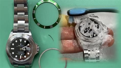 how to remove rolex submariner caseback